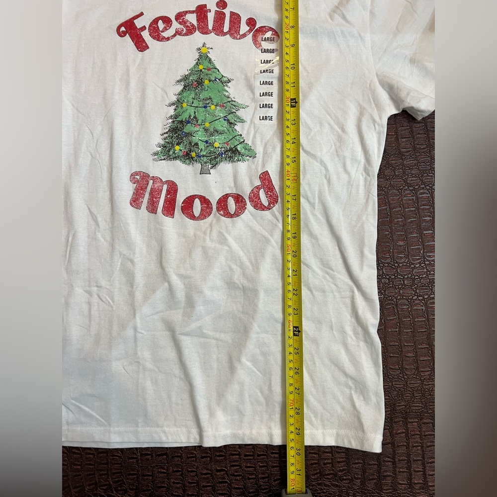 NWT Christmas Tree Short Sleeve T Shirt Tee Women large L Festive Mood - Picture 4 of 6